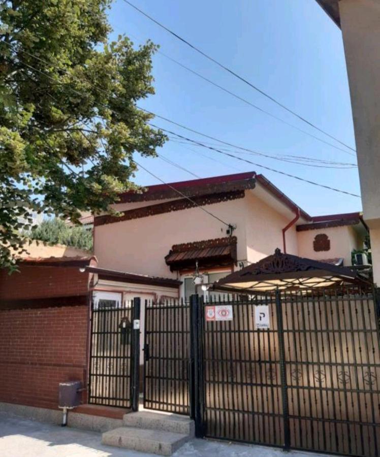 Casa Silvia Lägenhet Constanţa Exteriör bild