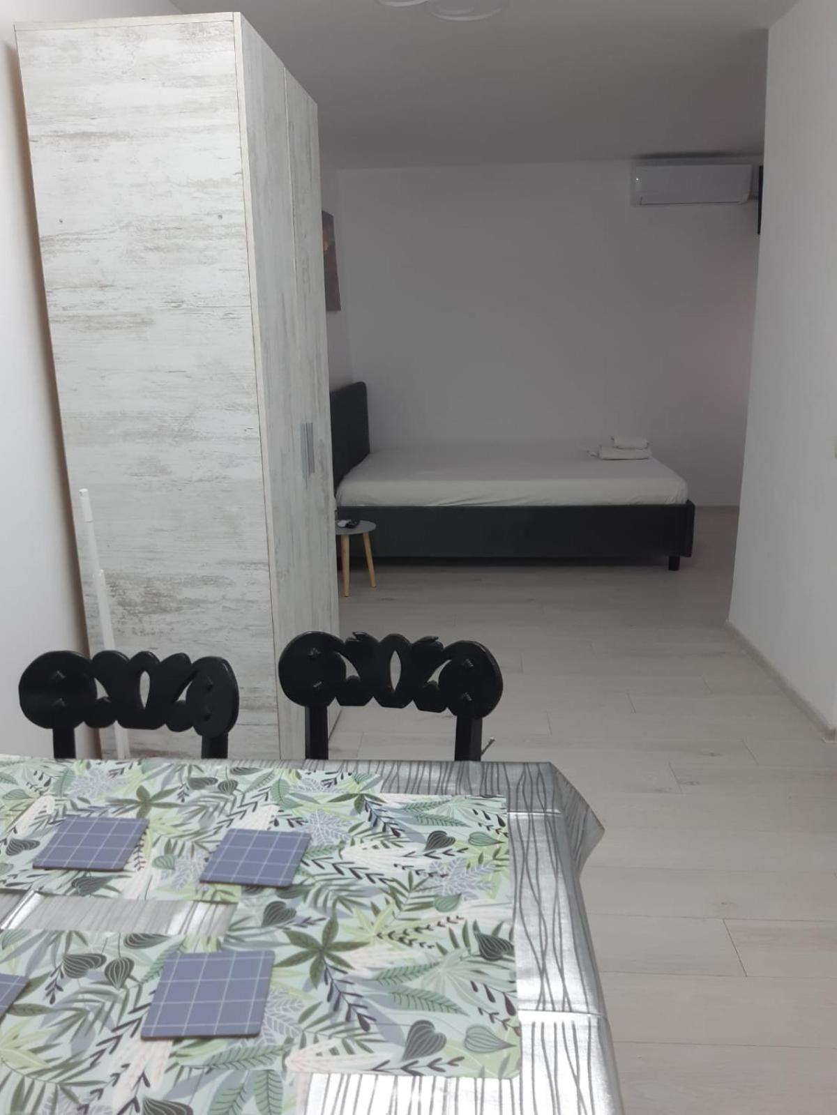Casa Silvia Lägenhet Constanţa Exteriör bild